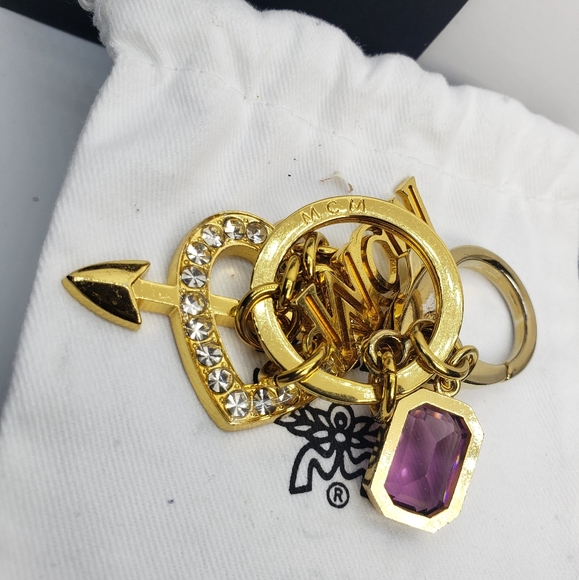 Sold❗Auth MCM bag charm with dustbag, box & card - Picture 4 of 8